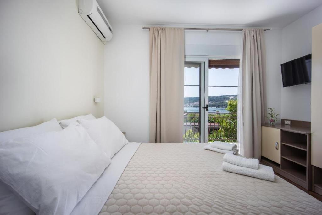 Villa Marija Trogir Exteriör bild